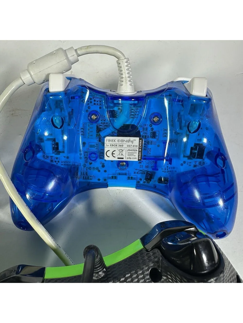 Lot of 4 Wired Video Game Controllers Xbox 360 One Afterglow Rock Candy PowerA